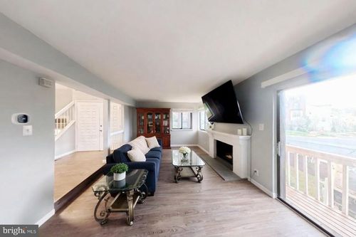 18428 Point Seneca Pl, GERMANTOWN, MD, 20874-2107 | Card Image