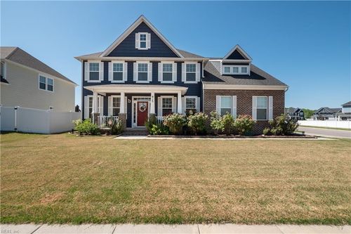 815 Angel Wing Dr, Chesapeake, VA, 23323-4076 | Card Image