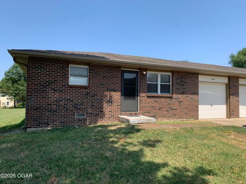 3835-3833-3835 College View Dr, Joplin, MO, 64801-1427 | Card Image