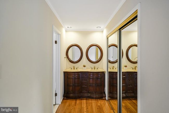 6719 Pine Creek Ct, House other with 4 bedrooms, 4 bathrooms and null parking in MCLEAN VA | Image 33