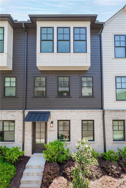 6543 Beacon Dr, Atlanta, GA, 30328-2983 | Card Image