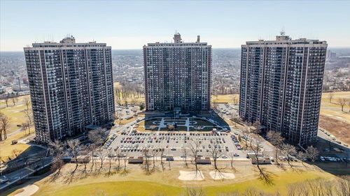 apt-24n-27110 Grand Central Pkwy, Floral Park, NY, 11005-1224 | Card Image
