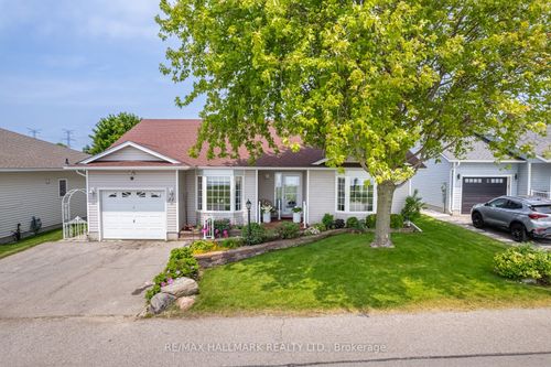 22 Birch Tree Lane, Newcastle, ON, L1B1P2 | Card Image