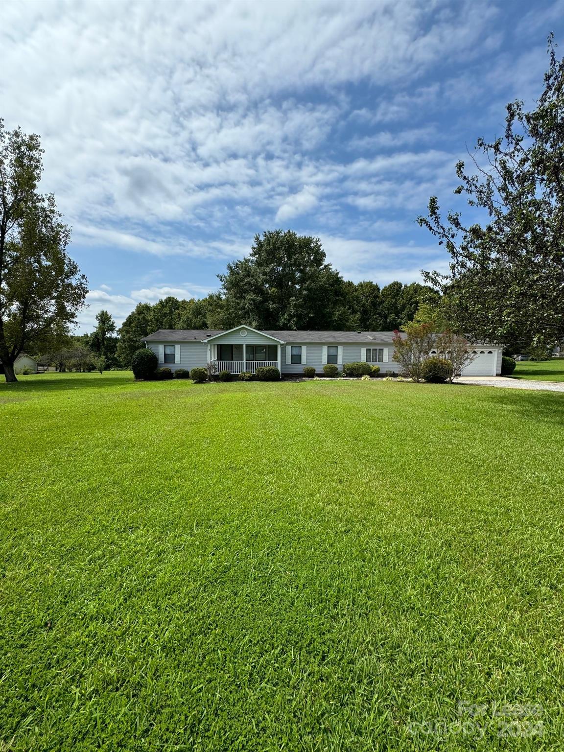 1789 N Ingleside Farm Road, For Rent in Iron Station Zoocasa