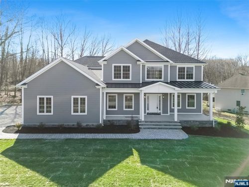 1 Lourdes Ct, Andover, NJ, 07821-5635 | Card Image