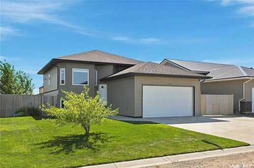 104 Macdonald Street, Aberdeen, SK, S0K0A2 | Card Image