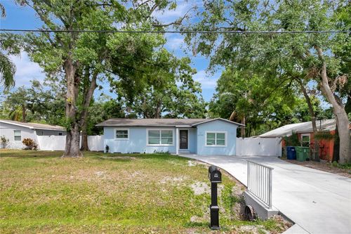 6703 N Boulevard, TAMPA, FL, 33604-5910 | Card Image