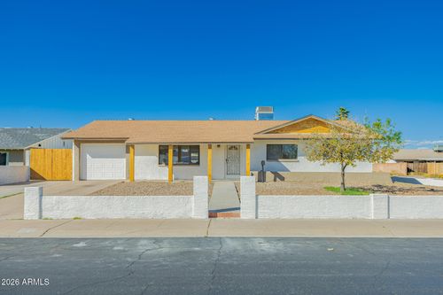 3802 W Mauna Loa Ln, Phoenix, AZ, 85053-4539 | Card Image