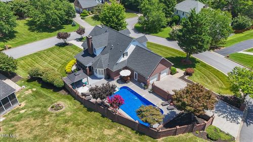 1 Emerald Ct, Johnson City, TN, 37604-1498 | Card Image