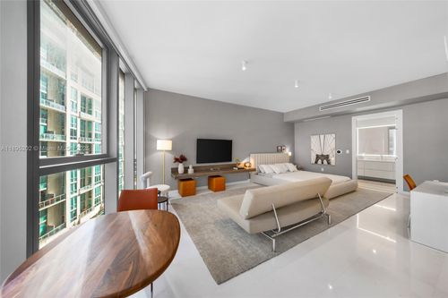 apt-805-300 Biscayne Boulevard Way, Miami, FL, 33131-2280 | Card Image