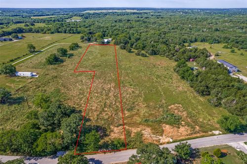 9386 Dripping Springs Rd, Denison, TX, 75021-4408 | Card Image