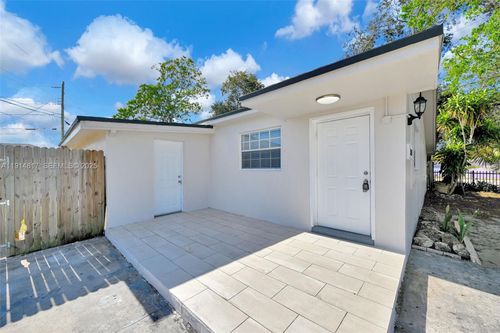 3620 Nw 210th Ter, Miami Gardens, FL, 33056-1257 | Card Image