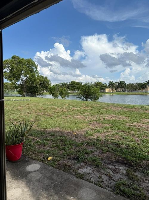 105-8560 N Sherman Cir, Miramar, FL, 33025-2159 | Card Image