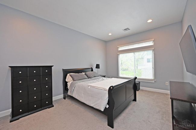 2320 Dina Ave, Condo with 2 bedrooms, 2 bathrooms and null parking in Cincinnati OH | Image 21