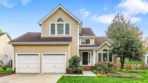 405 Overman St, Greensboro, NC, 27410-4978 | Card Image