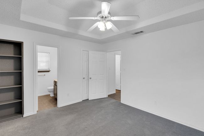 Primary Bedroom | Image 13