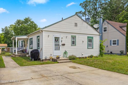 14 Story St, NEW EGYPT, NJ, 08533-1705 | Card Image