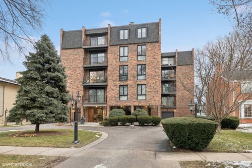 5c-1417 Bonnie Brae Place, River Forest, IL, 60305 | Card Image