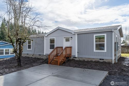 12-601 Helton St Ne, Castle Rock, WA, 98611-9679 | Card Image