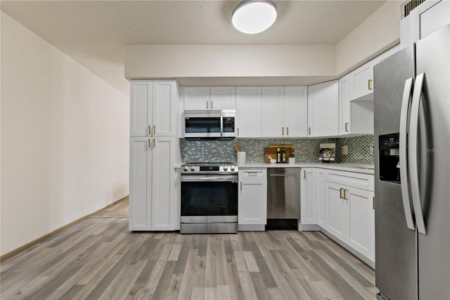 APT-27 - 2071 Australia Way W, Condo with 2 bedrooms, 2 bathrooms and null parking in CLEARWATER FL | Image 11