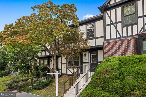 1129 Player Way, HERNDON, VA, 20170-3517 | Card Image