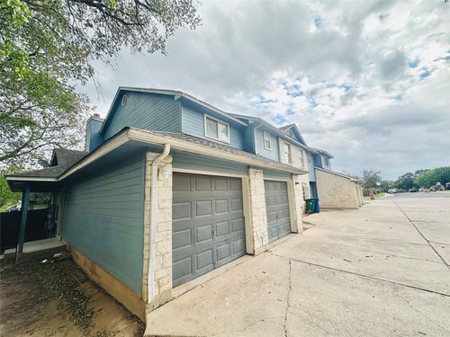 d-8814 Schick Rd, Austin, TX, 78729-5400 | Card Image