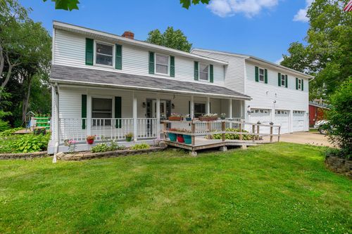 3426 Meadowcroft Ave, Kalamazoo, MI, 49004-3130 | Card Image