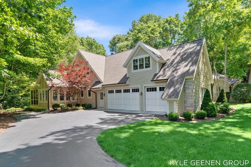 593 Old Macatawa Ct, Holland, MI, 49423-6738 | Card Image