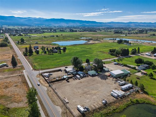 1033 Old Corvallis Rd, Corvallis, MT, 59828-9447 | Card Image