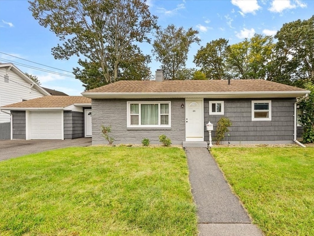 Belmont St, Taunton, MA 02780