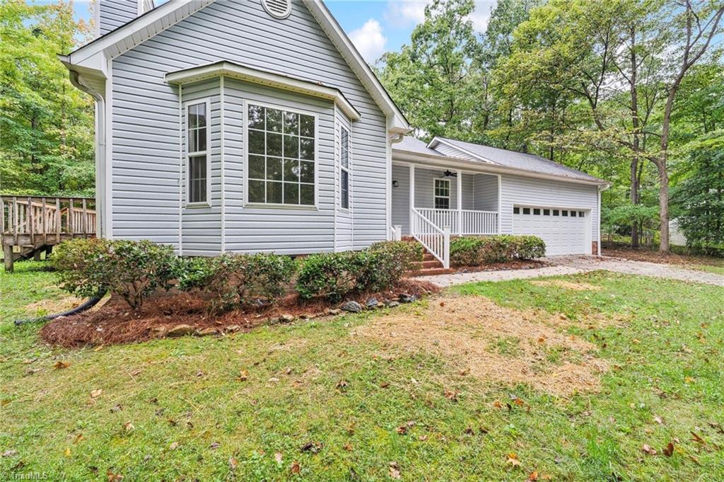 Browning Dr, Thomasville, NC 27360