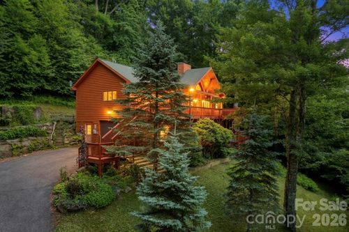 3182 El Miner Dr, Mars Hill, NC, 28754-5720 | Card Image