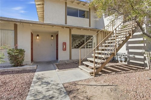 apt-3-2896 Klinger Cir, Las Vegas, NV, 89121-1016 | Card Image