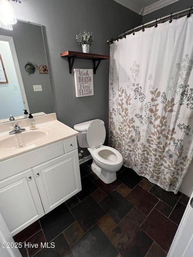 205 Cherry Blossom Ln, House other with 4 bedrooms, 2 bathrooms and 2 parking in Havelock NC | Image 35