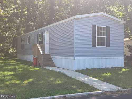 119-57 E Quillytown Rd, CARNEYS POINT, NJ, 08069-9702 | Card Image