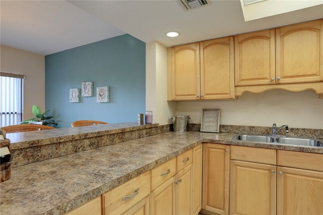 APT-101 - 6175 S Mirror Lake Dr, House attached with 2 bedrooms, 2 bathrooms and null parking in Sebastian FL | Image 17