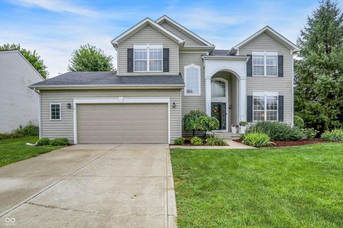 11729 Gatwick View Dr, Fishers, IN, 46037-4111 | Card Image