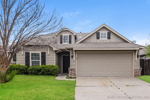 10704 N 153rd East Ave, Owasso, OK, 74055-6386 | Card Image