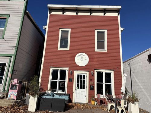 16 W Main St, Evansville, WI, 53536-1144 | Card Image