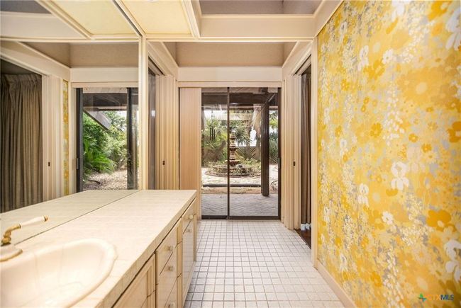 1809 W Harrison Ave, House other with 3 bedrooms, 4 bathrooms and 3 parking in Port O Connor TX | Image 42