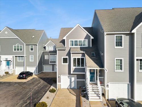 unit-901-700 Shore Dr, Fall River, MA, 02721-1088 | Card Image