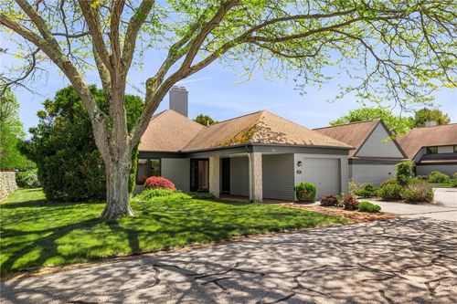 27 Shadow Farm Way, South Kingstown, RI, 02879-3631 | Card Image