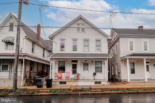 79 E Main St, NEWMANSTOWN, PA, 17073-9079 | Card Image