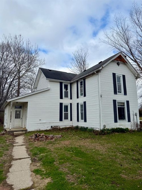 6066 E State Road 48, Sunman, IN, 47041-8716 | Card Image