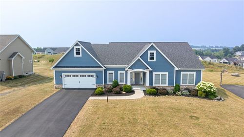 15 Lexton Way, Pittsford, NY, 14534-9647 | Card Image