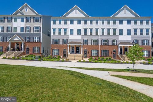3847 Green St, CLAYMONT, DE, 19703-2072 | Card Image