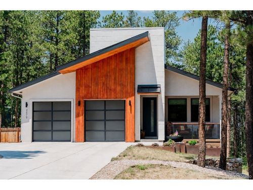 4579 Cheyenne Dr, Larkspur, CO, 80118-8936 | Card Image