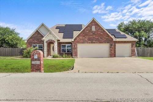 23609 E 135th St S, Coweta, OK, 74429-6779 | Card Image