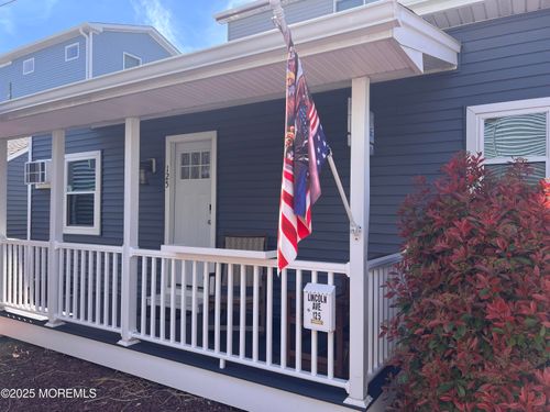 125 Lincoln Ave, Seaside Heights, NJ, 08751-2429 | Card Image