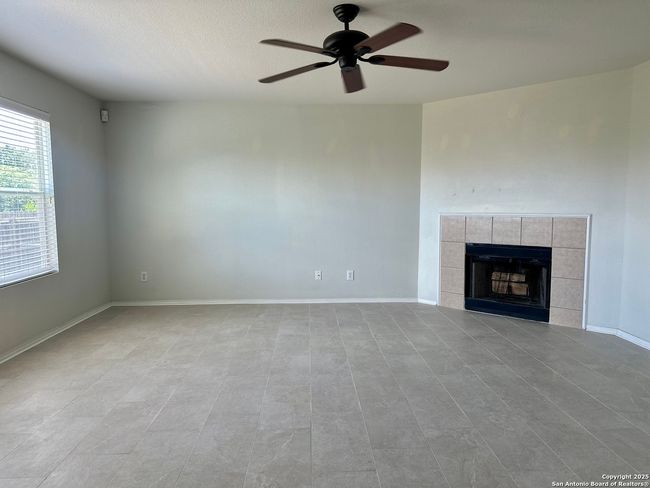 1660 Spice Spg, House other with 4 bedrooms, 3 bathrooms and null parking in San Antonio TX | Image 5